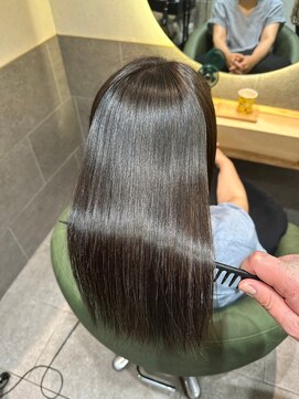 セントラル 三宮店(central) 【神戸三宮】素髪再生うる艶ストレート美髪改善プログラム