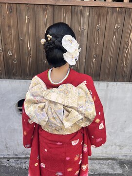 振袖にあうアップスタイル