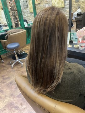 ヘアーラウンジ アンフィ 井土ヶ谷(Hair Lounge Anphi) ハイライトカラー