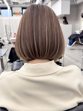 ジルブラン 横浜関内(JIL BLAN) ハイライト白髪染め白髪ぼかしショートボブレイヤー40代横浜関内