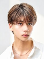オーシャントーキョーオーバー 渋谷(OCEAN TOKYO OVER)&nbsp;ラウンドマッシュニュアンスパーマフェザーパーマツーブロック