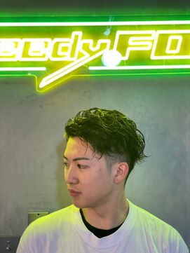 グリーディーフォックス 代々木(Greedy FOX) 韓国マッシュ/センタ-パ-ト/ツイストスパイラル/スキンフェード