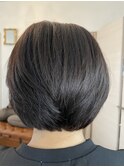 ショートボブ