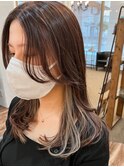 センターパート×インナーカラー