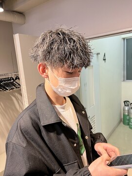 キャンディ 横浜(CANDY) 【岸本泰芽指名】刈り上げマッシュ/ツイストスパイラル/メッシュ