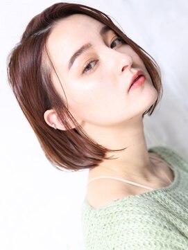 クラッチムク 博多口(CLUTCH muk.) 大人可愛い小顔美髪ツヤ髪ダークブラウンセンター分けボブA2