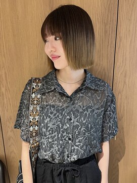 ラミエ バイ メルト 吉祥寺(lamie by melt) "久保田"ミニボブ切りっぱなしボブ地毛風ストレートぱつっと前髪