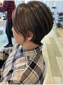 ショートボブ