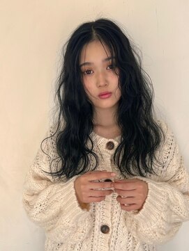 ルーム(Loom.) 顔周りレイヤーレイヤーカット透明感カラーブリーチなしカラー