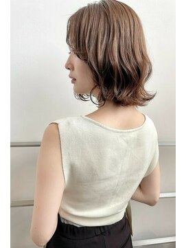 アルテロワジール(Alte Rowazle) 小顔ロブくびれミディ