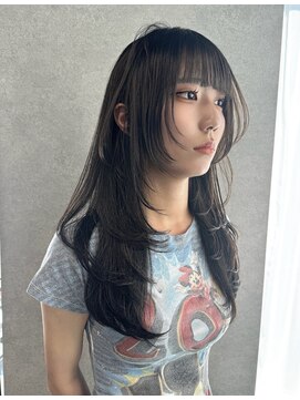 リラス 博多(rilas) ロングウルフ　ロングレイヤー　レイヤーカット