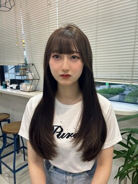 アイズ 横浜(IS) ヘーゼルベージュ/レイヤーカット/ブリーチなし/ダブルカラー