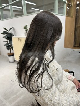 ペピンバイメルシー(pepin by merci.) 赤みを消すオリーブカラー