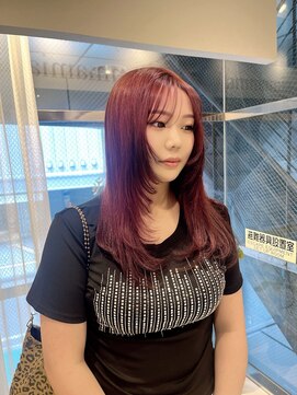 カンマミア(kammamia) ピンクベージュ×レイヤーカット