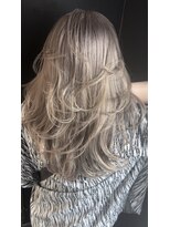 エトワール(ETOILE)&nbsp;ホワイトベージュ/レイヤーカット/ブリーチカラー 三ノ宮/元町