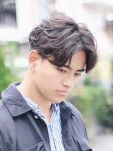 こだわり抜いたカット&パーマをマンツーマン施術☆眉毛サロンのメニューも◎似合う髪型が必ず見つかります!