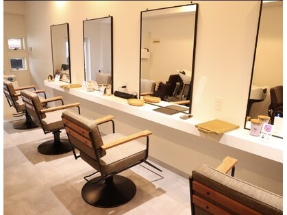 アクシア ヘア(Axia. Hair)の写真