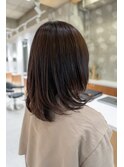 ミディアム レイヤーカット 顔周りレイヤー グレージュ