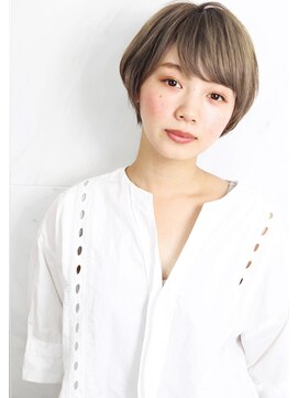 ヘアサロン ガリカ 表参道(hair salon Gallica) 『 毛束感 & グレージュ 』☆ 切りっぱなしエアリーショート