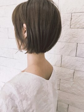 ラヴリア カミツ(LOVERIA KAMITSU) ハイライト MIXの柔らかボブ