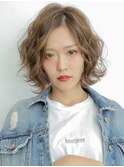 ラフ&カジュアルなくせ毛風ミディ