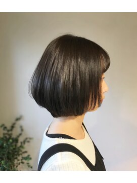ハサミ(HASAMI) 【HASAMI.】ナチュラルストレートボブ