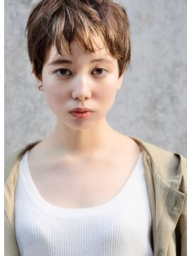 イーズ(e's) くせ毛もフィット！立体ショート