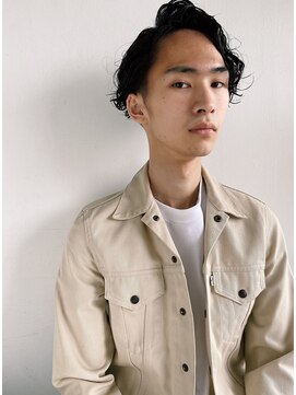 アンティ(ANTI) リッジ感たっぷり刈り上げツーブロックメンズパーマ