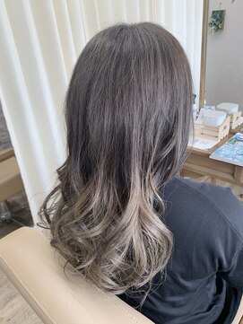 レアーク(Le′Ahrk) グレージュグラデーション