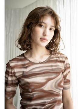 マグノリア オモテサンドウ(MAGNOLiA Omotesando) ぬけ感がおしゃれ◎大きいカールのウェーブパーマ・・YOSHIBA