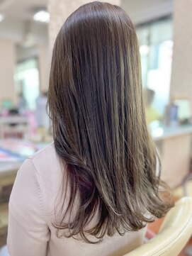 アークスヘアー 大人可愛いブリーチなしオリーブグレージュ透明感美肌