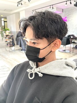 ラッキーヘア 加古川(Lucky Hair) ツイスパ×センターパート×メンズマッシュ【シン】