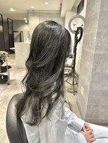 アンダーバーホワイト(_WHITE)&nbsp;オリーブベージュ　オリーブグレージュ　レイヤーカット