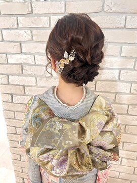 メイリリー 名駅店(May lilly) シニヨン