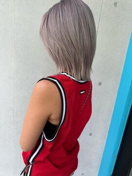 クレア 茅ヶ崎(CREA) ホワイトシルバー