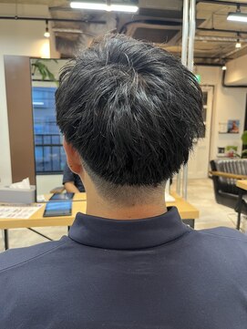 イッヒ 茅ヶ崎(IHHI) メンズツーブロック