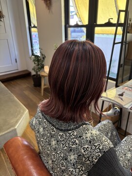 ロウスリー(Lowsly) 春トレンドカラーハイライトカラー切りっぱなしボブ20代30代