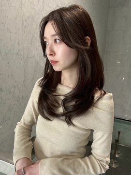 ユーフォリア 新宿通り(Euphoria) レイヤーカット/顔周りレイヤー/韓国レイヤー/ハッシュカット