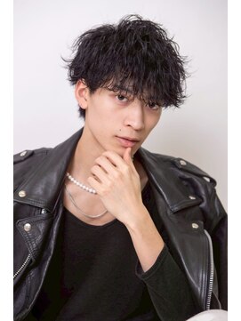 ルフュージュ バイ プロデュース 相模大野店(Refuge by Produce) メンズパーマ