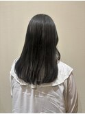 オリーブグレージュ