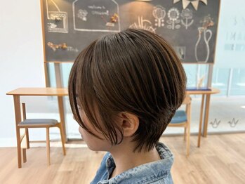 ヘアーサロン オリガミ(Origami)の写真/忙しい朝も乾かすだけでキマる◎パサつき知らずの「美フォルム×艶ショート」で大人可愛く*