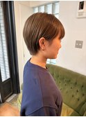 ショートスタイル、ブリーチありのミルクティーベージュ！
