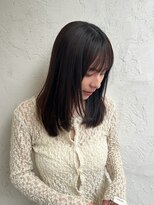 マスカリ(muscali)&nbsp;ハイライト/ダークアッシュ似合わせカットミディアムレイヤーe70