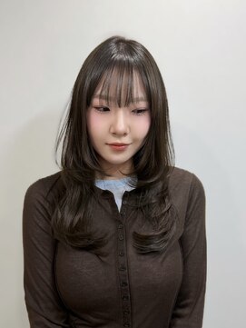 ララ モアナ(LaLa Moana) [HINAstyle]前髪/イメチェン/ミディアム/レイヤー/オリーブ