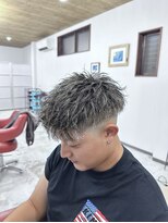 VIARS MEN【10月上旬OPEN(予定)】 ホワイトメッシュ