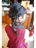 ベル(BELL)&nbsp;サイドポニーアレンジ【BELL桜新町/用賀】