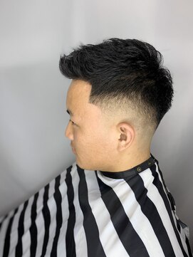 バーバー スタジオ ラフテル(Barber Studio RAFTEL) ジェットスキンフェードスタイル