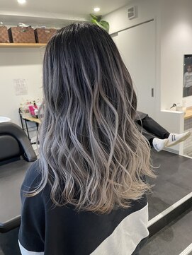 カラ ヘアーサロン(Kala Hair Salon) バレイヤージュ/ハイライト/プリカール