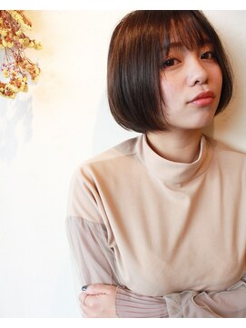 トゥーリ 長崎住吉店(tuuli) 大人可愛い20代30代40代黒髪前下がりひし形小顔ボブ丸みショート