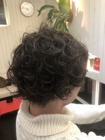 ポップアップヘアー(pop up hair)&nbsp;外国人風パーマスタイル